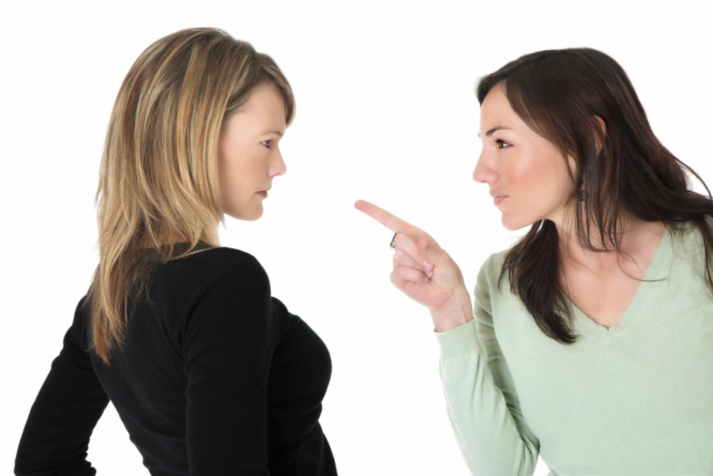Как можно ответить на оскорбления и грубость: обзор вариантов