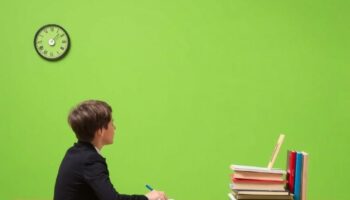 Как справиться с синдромом отличника в учебе: избавляемся от давления и находим баланс